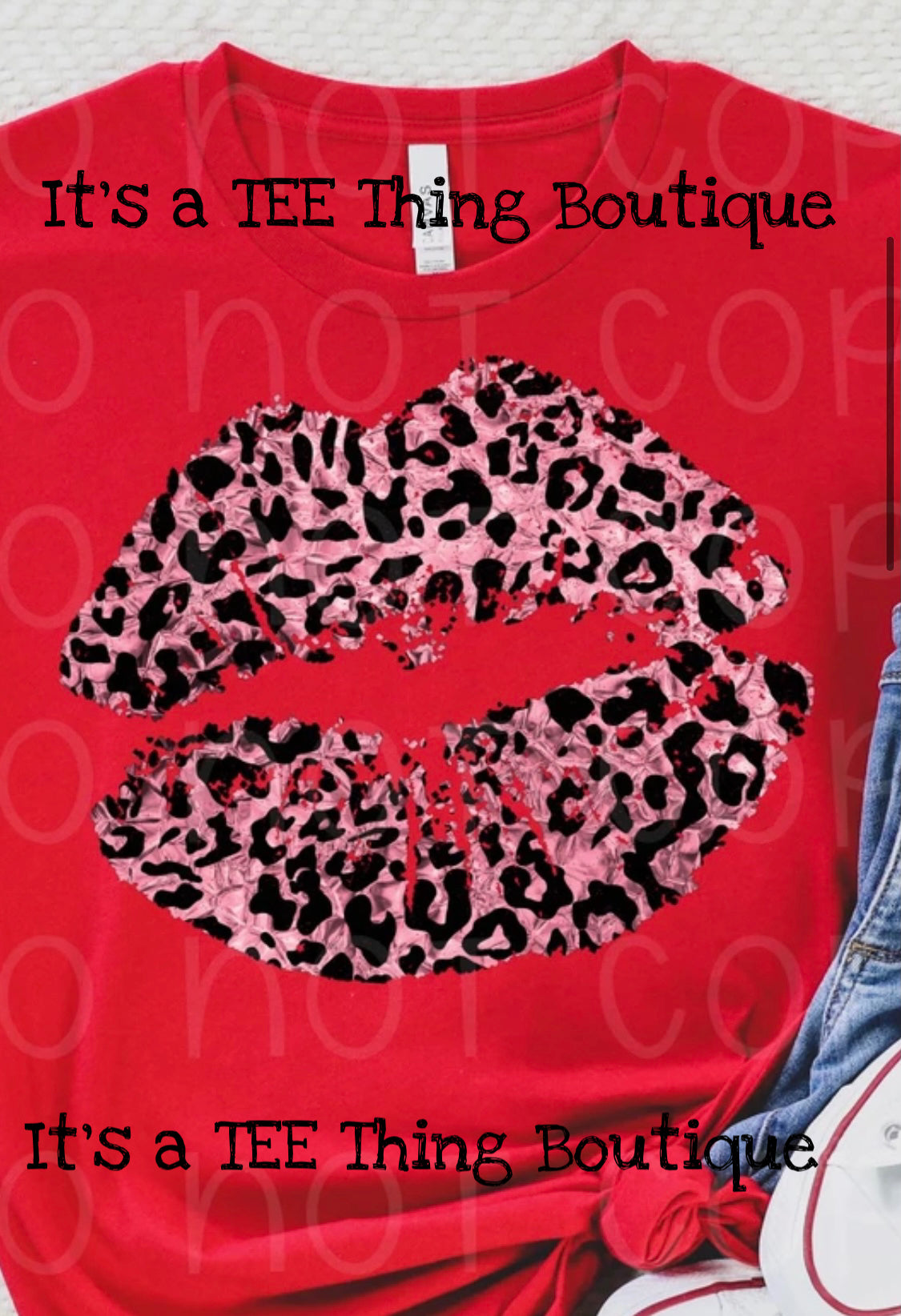 Pink leopard print lips